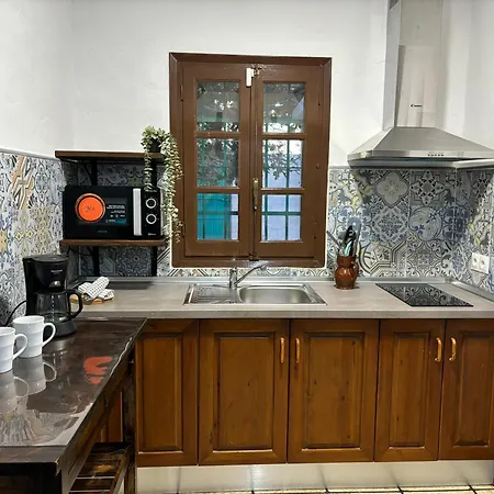 Mi Nina Lola Fuengirola