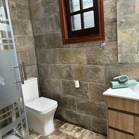 Mi Nina Lola Nyaraló *